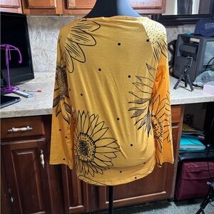 Sunflower Print Yellow Top